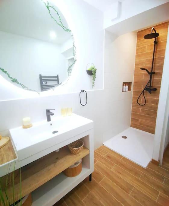 Vila Casa Rosa, Un Petit Cocon Catalan Ortaffa Exteriér fotografie